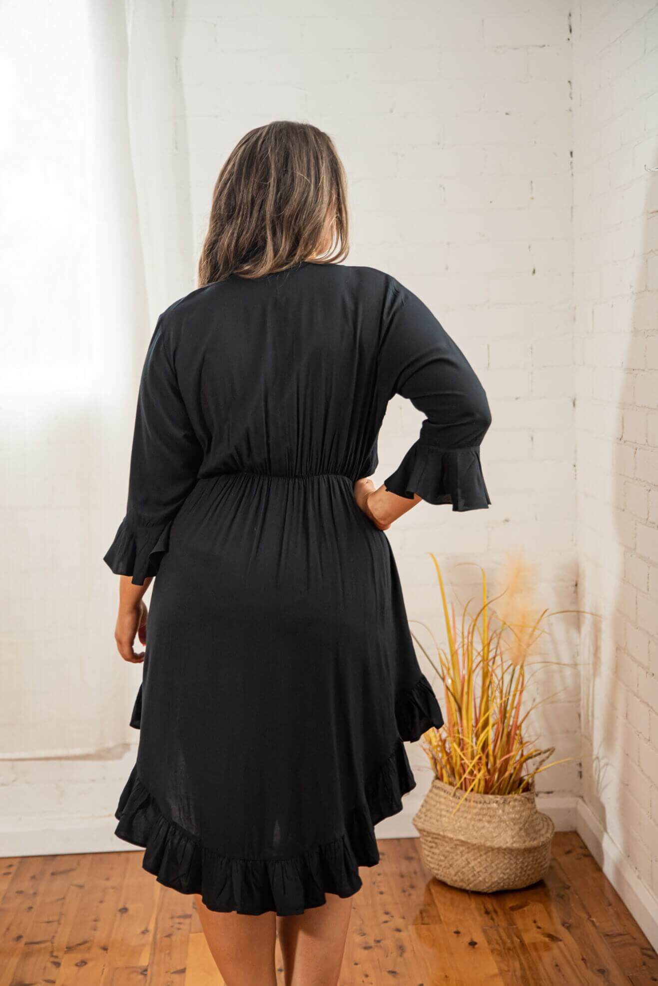 Arielle Tie Front Midi Dress in Black