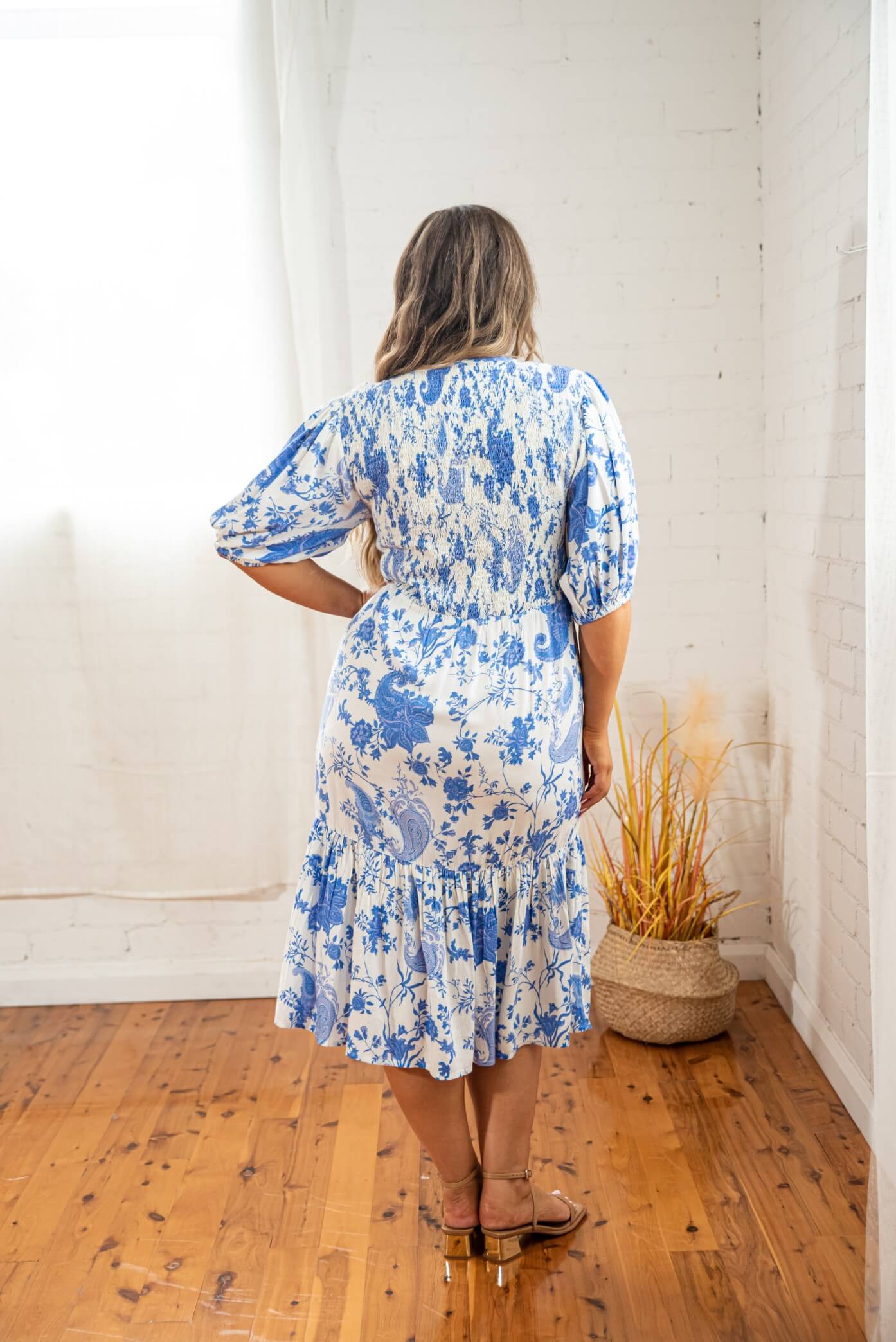Mia Blouse Sleeve Dress in Paisley