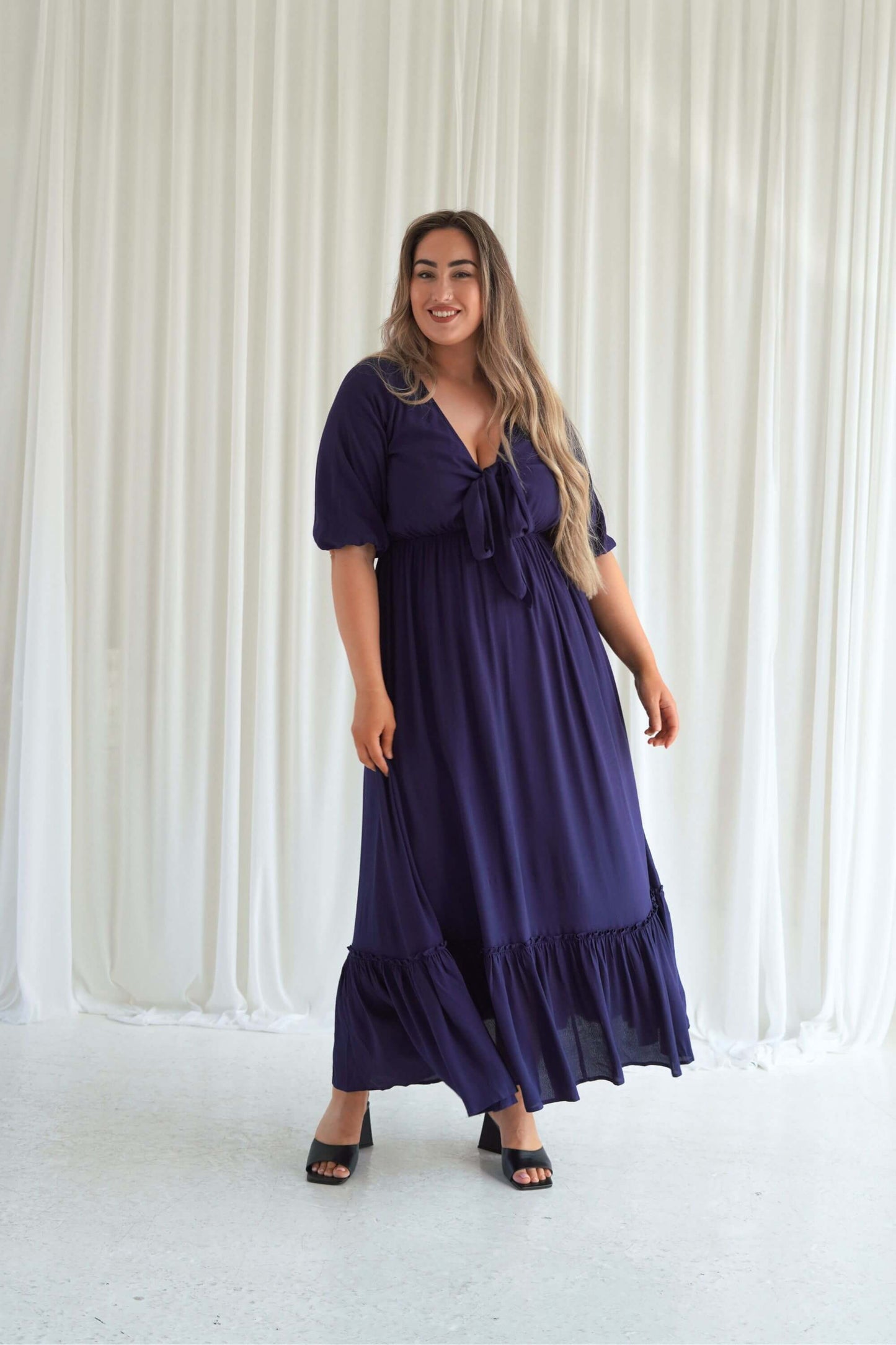 Tara Maxi Dress in Navy